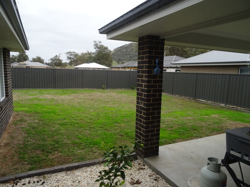 11 Trickett Avenue, Killara VIC 3691