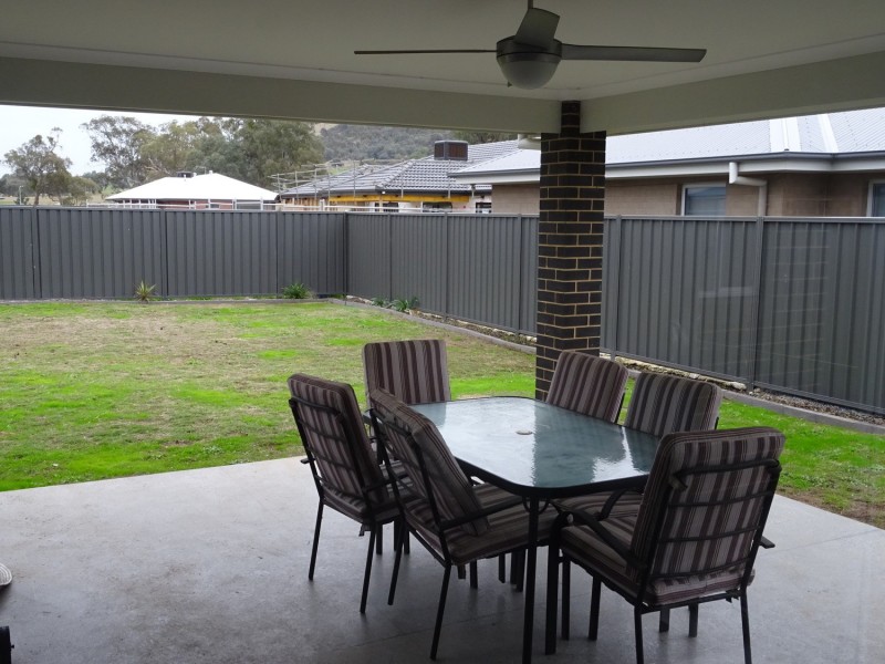 11 Trickett Avenue, Killara VIC 3691