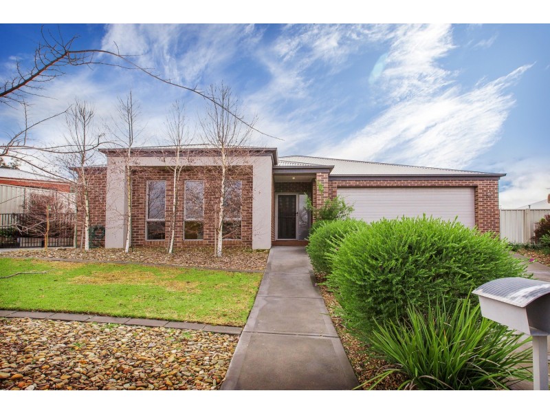 11 Toy Court, Wodonga VIC 3690