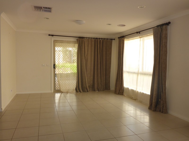 29 Victoria Cross Parade, Wodonga VIC 3690