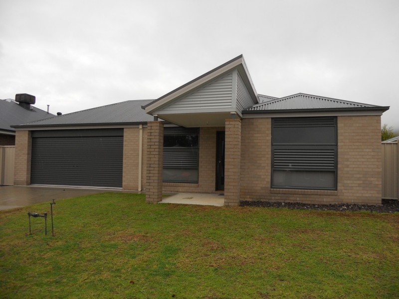 6 Weathers Place, Wodonga VIC 3690