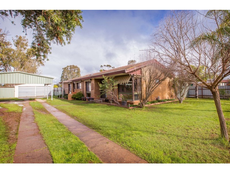 36 Kennedy Street, Howlong NSW 2643