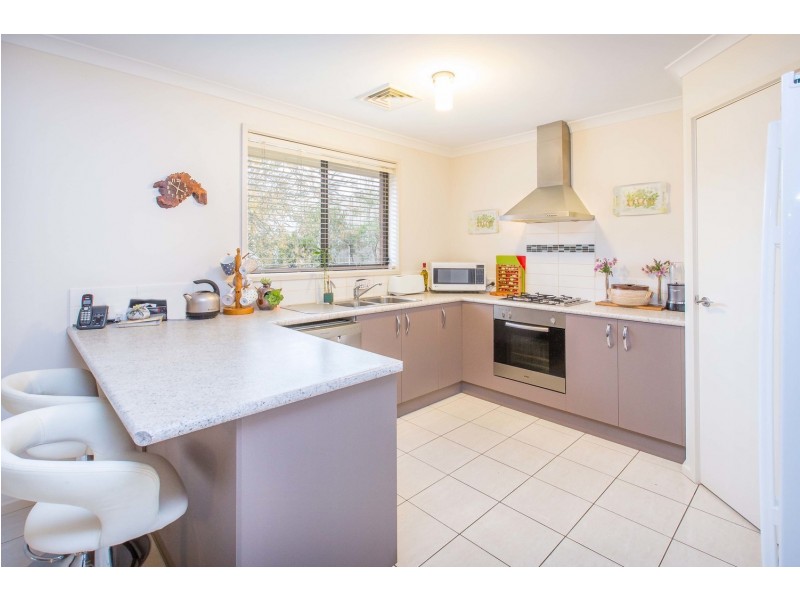 2 Lockhead Street, Leneva VIC 3691