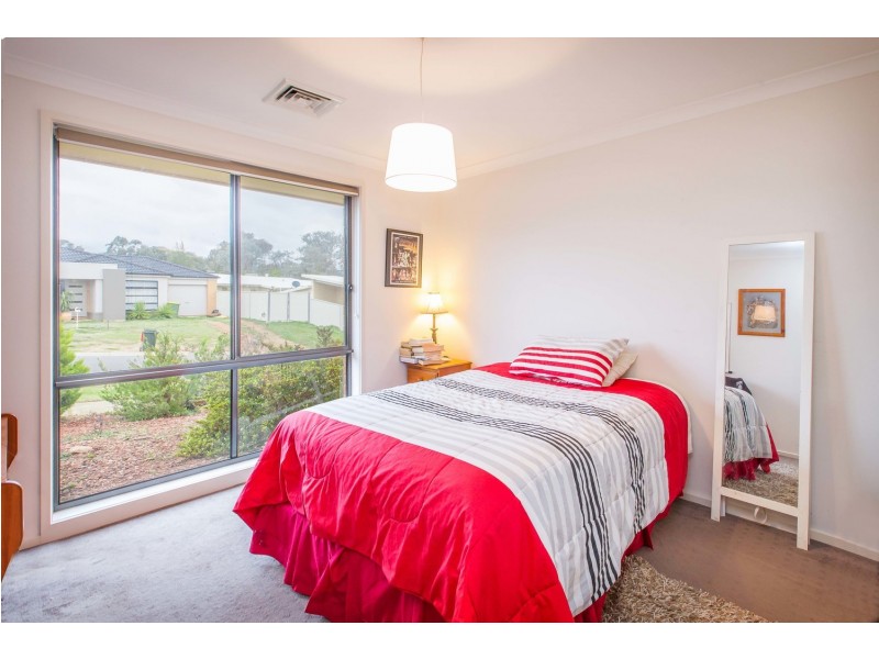 2 Lockhead Street, Leneva VIC 3691