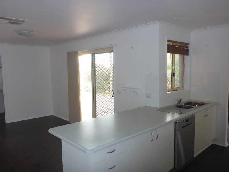 6 Azure Drive, Wodonga VIC 3690