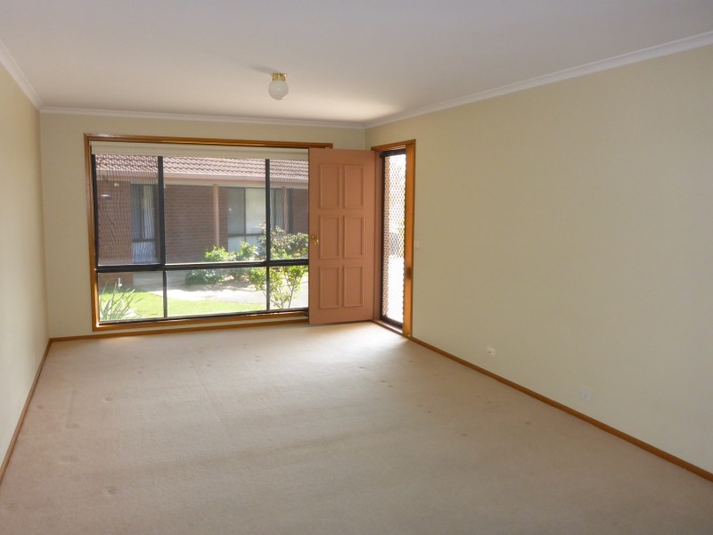 2/56 Albert Road, Chiltern VIC 3683