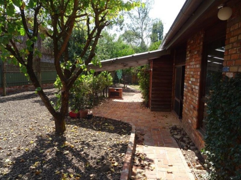 37 McFarland Road, Wodonga VIC 3690