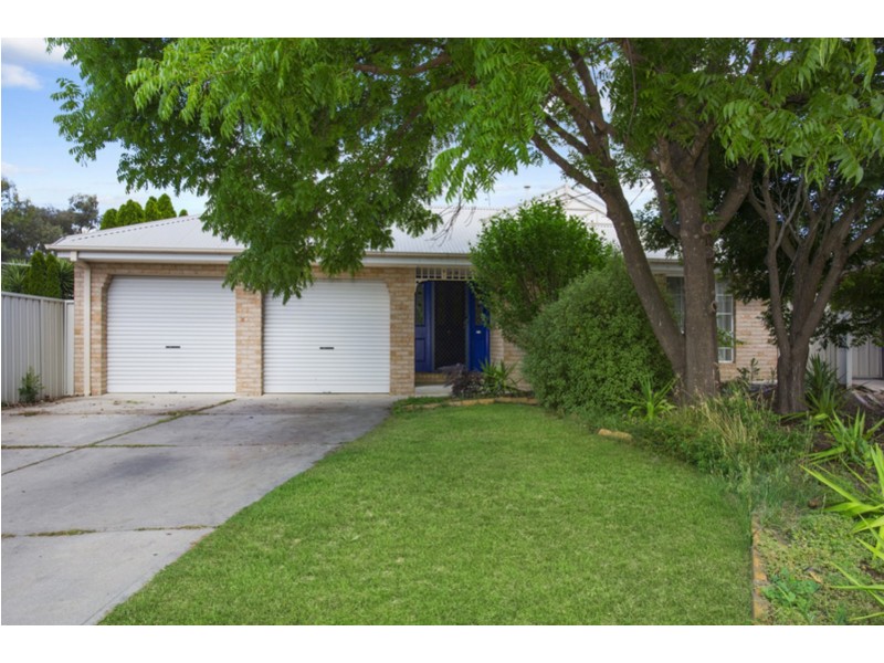 1A Oakmont Circuit, Wodonga VIC 3690