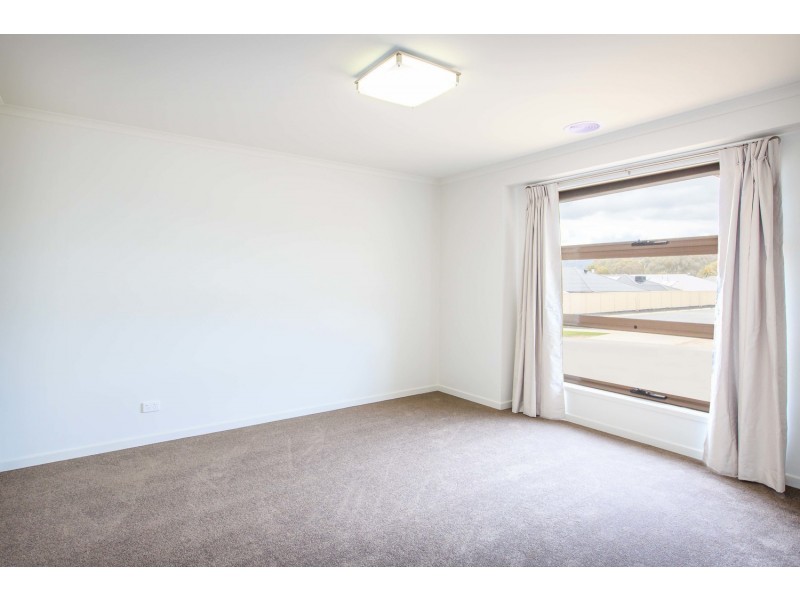 6 Gurney Crescent, Wodonga VIC 3690