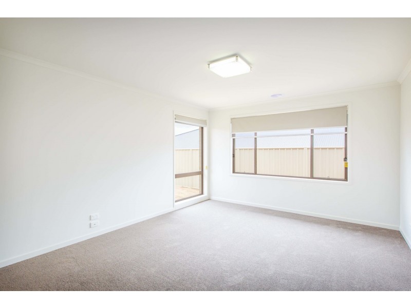 6 Gurney Crescent, Wodonga VIC 3690
