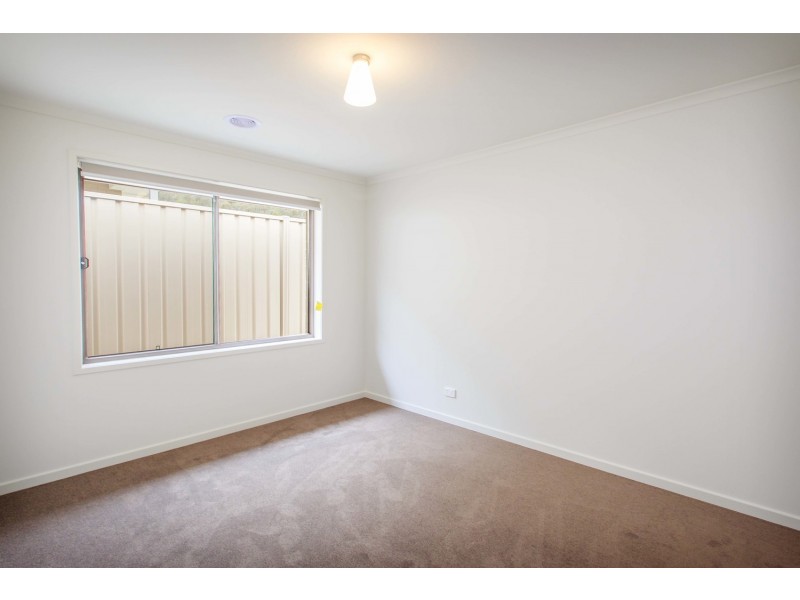 6 Gurney Crescent, Wodonga VIC 3690