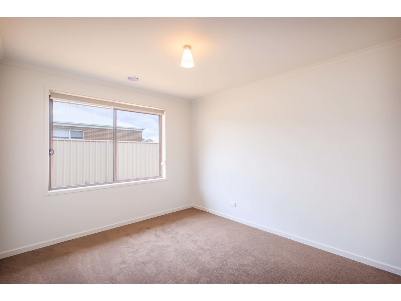6 Gurney Crescent, Wodonga VIC 3690