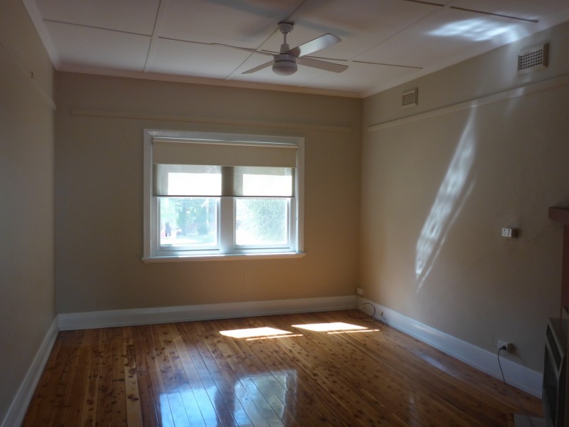 327 Mount Street, Albury NSW 2640