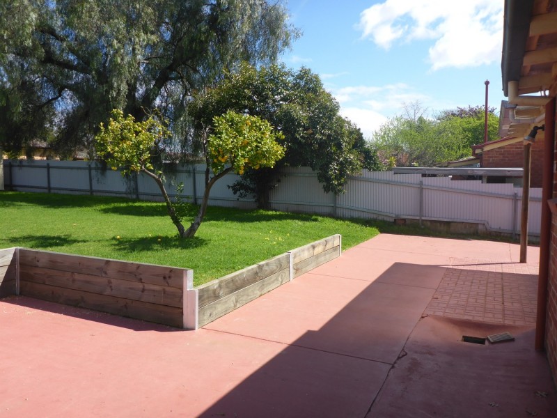 327 Mount Street, Albury NSW 2640