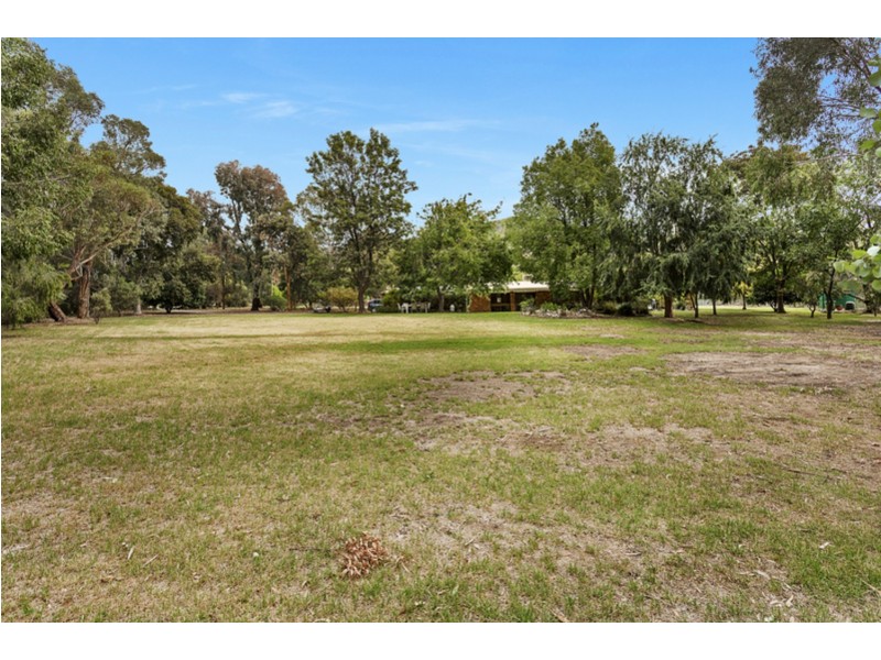 16 Hamilton Court, Baranduda VIC 3691