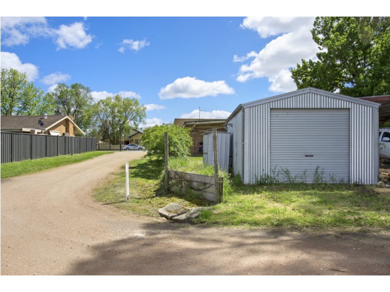 24 Conness Street, Chiltern VIC 3683