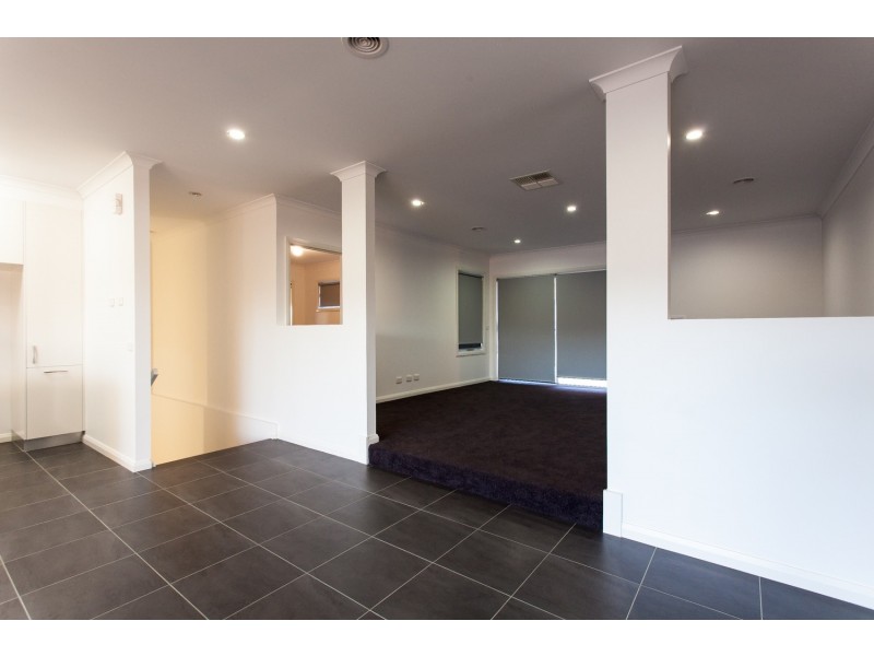 6 Cardamine Road, Bandiana VIC 3694