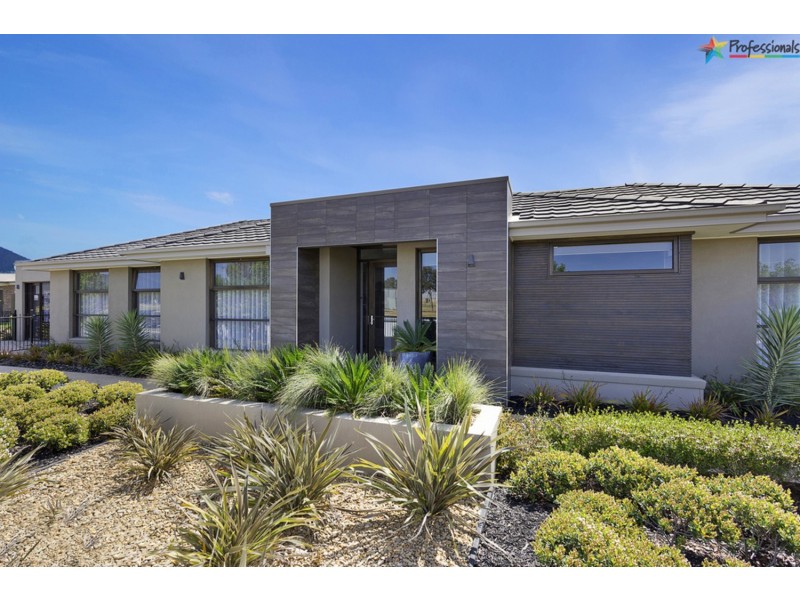 3 Riverside Boulevard, Killara VIC 3691