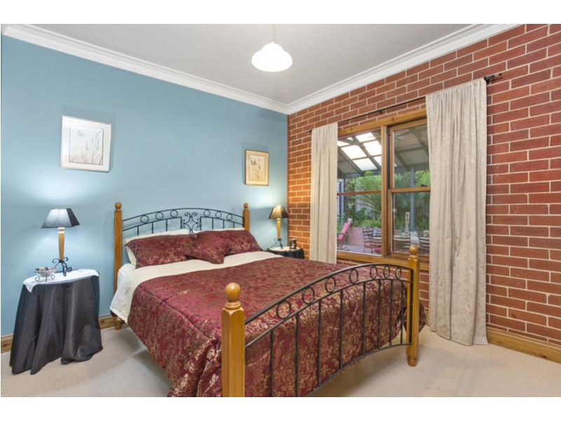 21 Avondale Drive, Wodonga VIC 3690