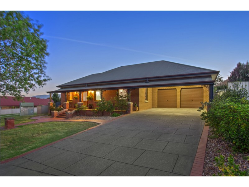 21 Avondale Drive, Wodonga VIC 3690