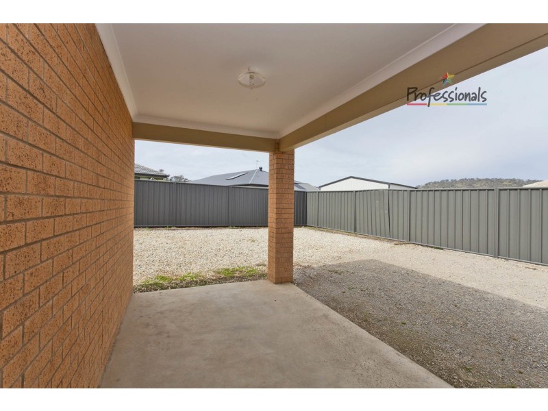 14 Silky Oak Avenue, Wodonga VIC 3690