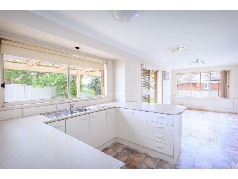 9 Delatite Court, Wodonga VIC 3690