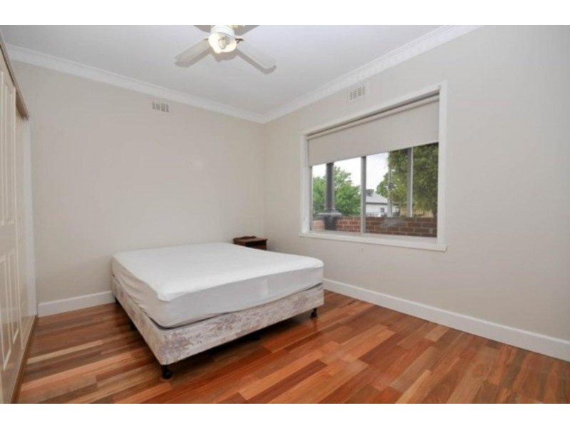 1/4 Hill Street, Wodonga VIC 3690