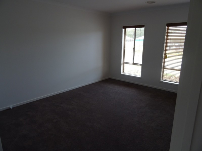 33 Peeler Street, Wodonga VIC 3690