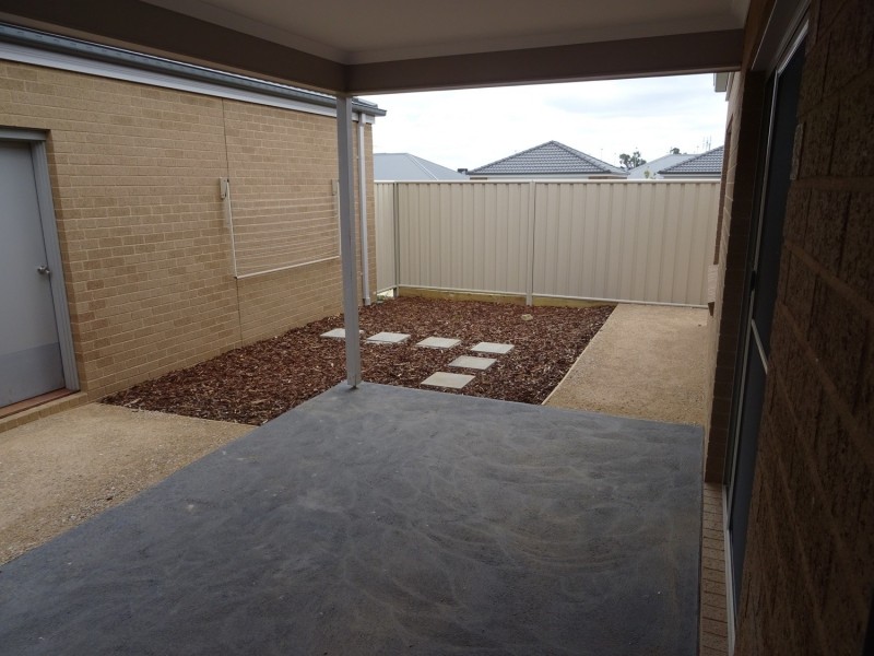 33 Peeler Street, Wodonga VIC 3690