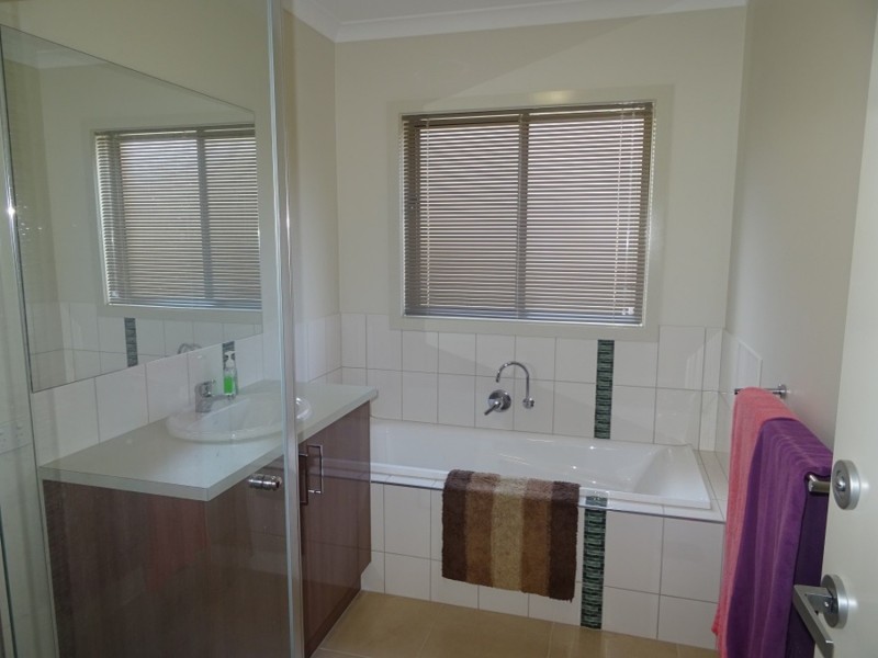 51 Inwood Crescent, Wodonga VIC 3690