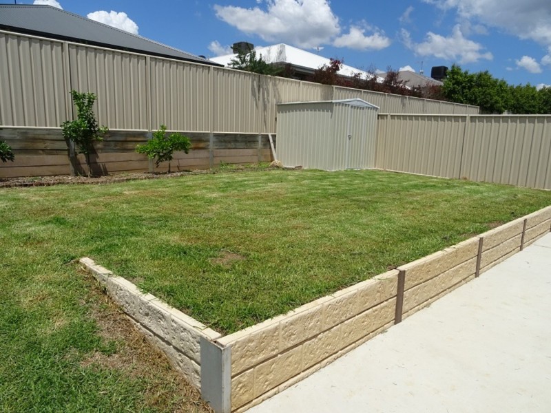 51 Inwood Crescent, Wodonga VIC 3690