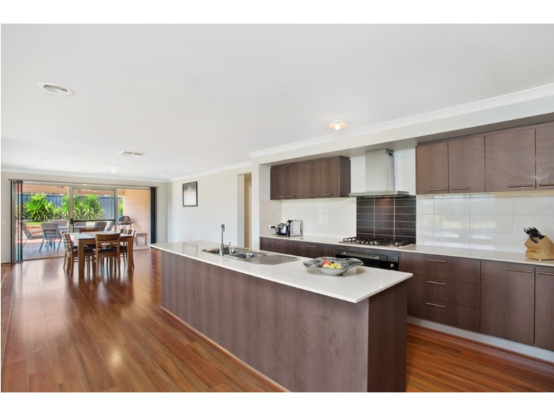 34 Lysterfield Lane, Wodonga VIC 3690