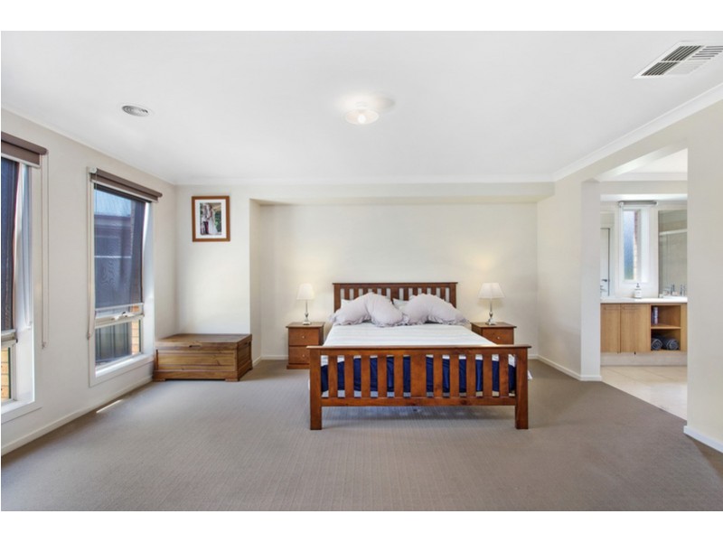 34 Lysterfield Lane, Wodonga VIC 3690