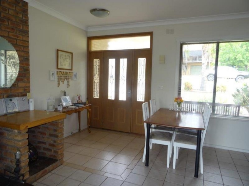 16 Dwyer Crescent, Bellbridge VIC 3691