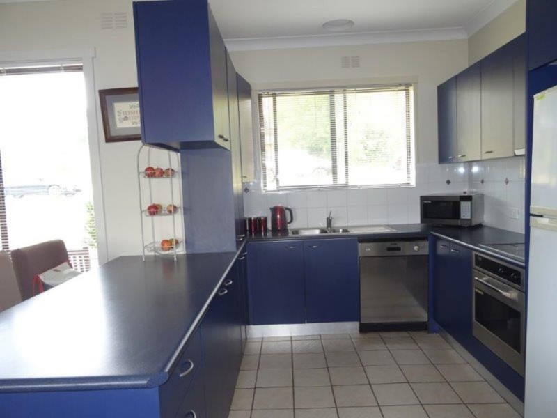 16 Dwyer Crescent, Bellbridge VIC 3691