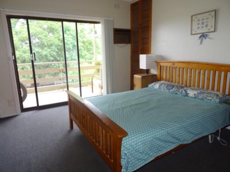 16 Dwyer Crescent, Bellbridge VIC 3691