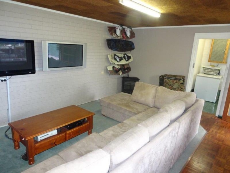 16 Dwyer Crescent, Bellbridge VIC 3691