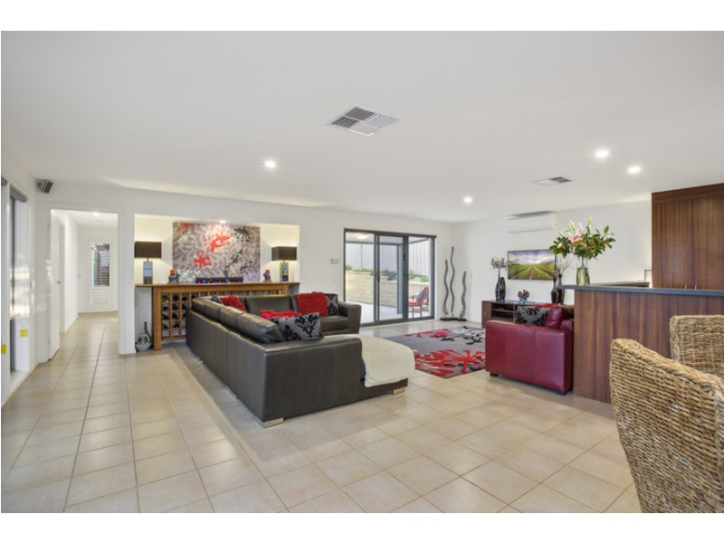 1 Castle Cove, Wodonga VIC 3690