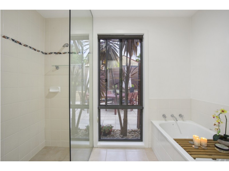 1 Castle Cove, Wodonga VIC 3690