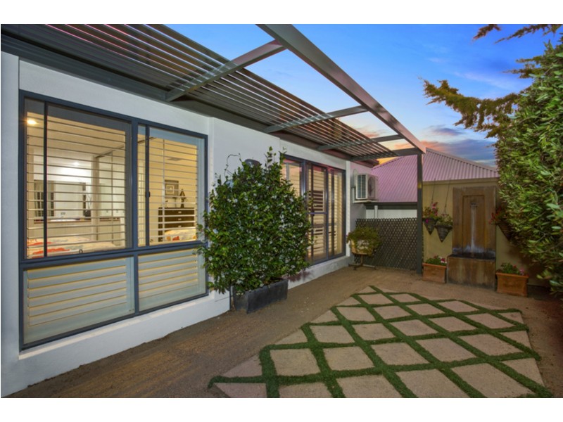 1 Castle Cove, Wodonga VIC 3690