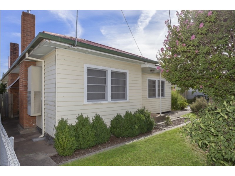 14 Wilson Street, Wodonga VIC 3690