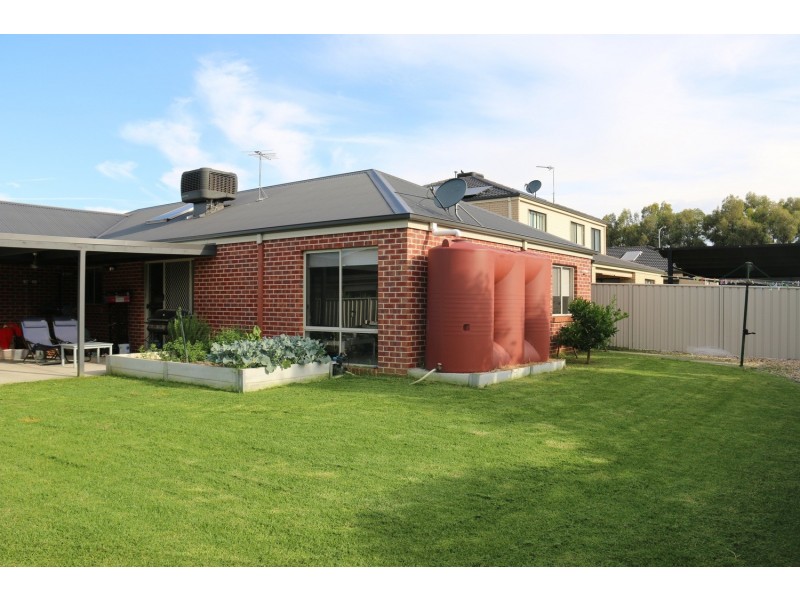 9 Snowy Street, Wodonga VIC 3690