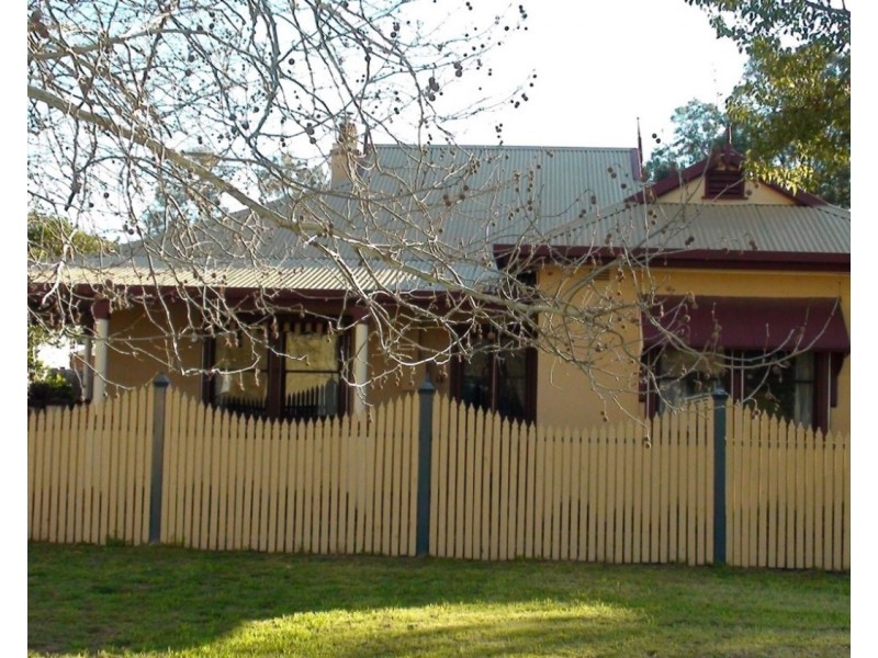 2 Bent Street, Gerogery NSW 2642