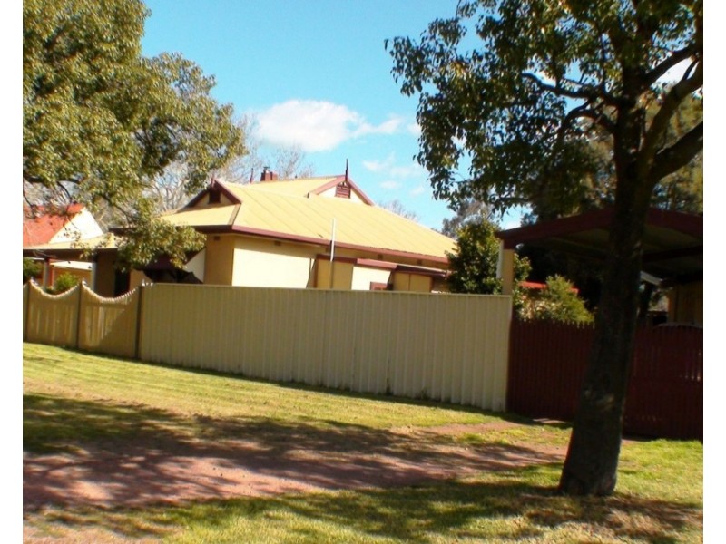 2 Bent Street, Gerogery NSW 2642