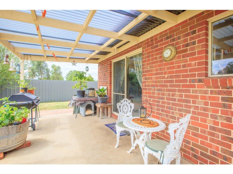 5 Church Street, Chiltern VIC 3683