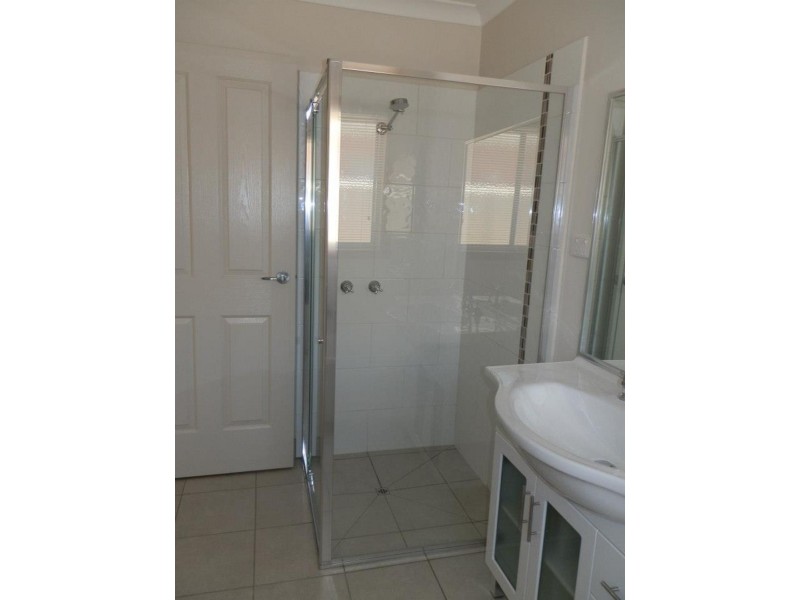 22 Wattlebird Drive, Bandiana VIC 3694