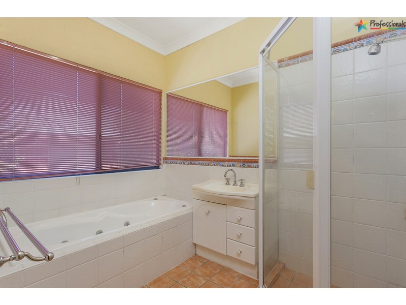 8 Ballara Drive, Wodonga VIC 3690