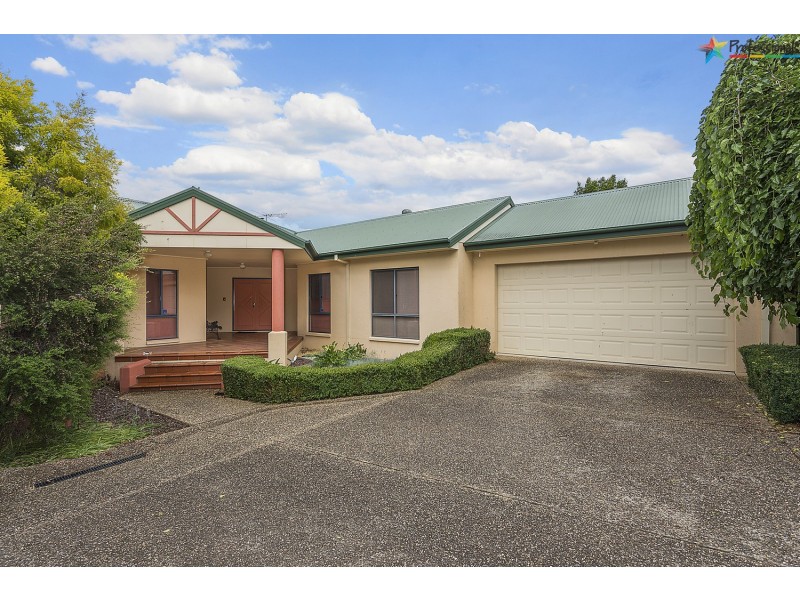 8 Ballara Drive, Wodonga VIC 3690