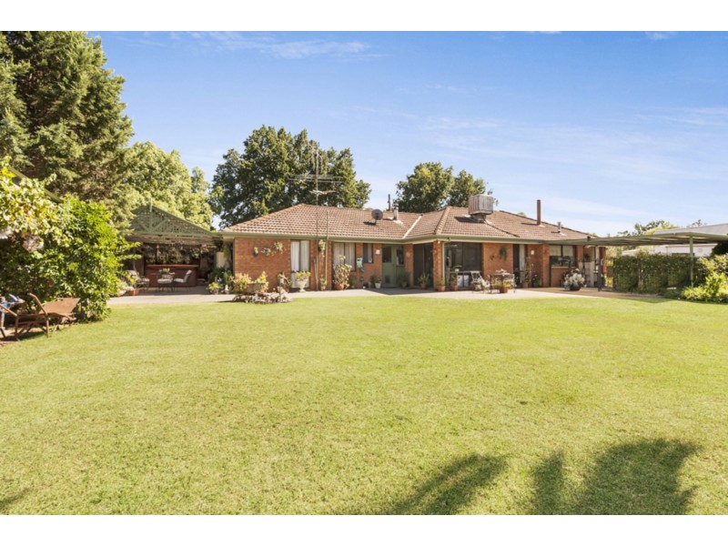 66-68 High Street, Barnawartha VIC 3688