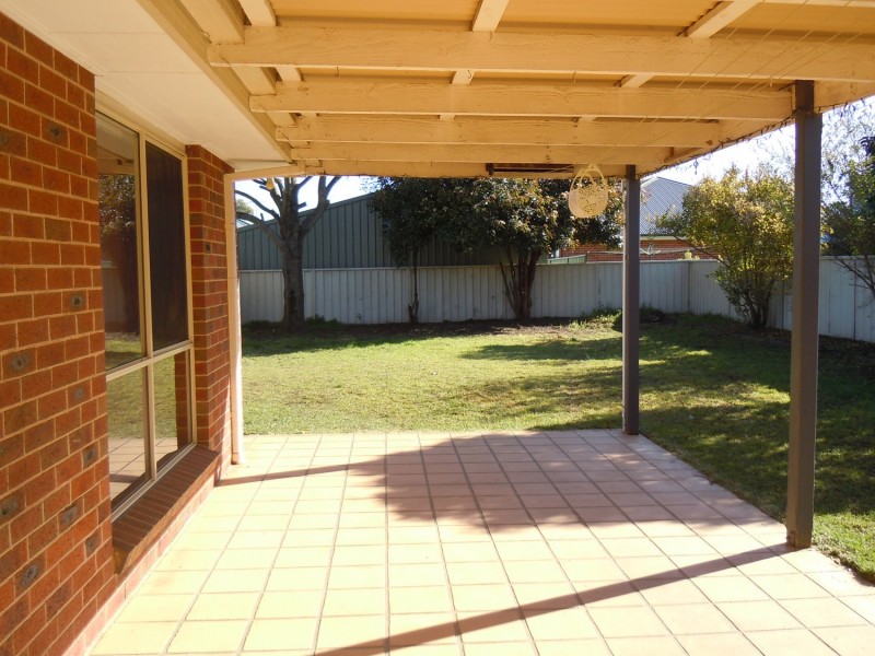 539 Daly Street, Lavington NSW 2641